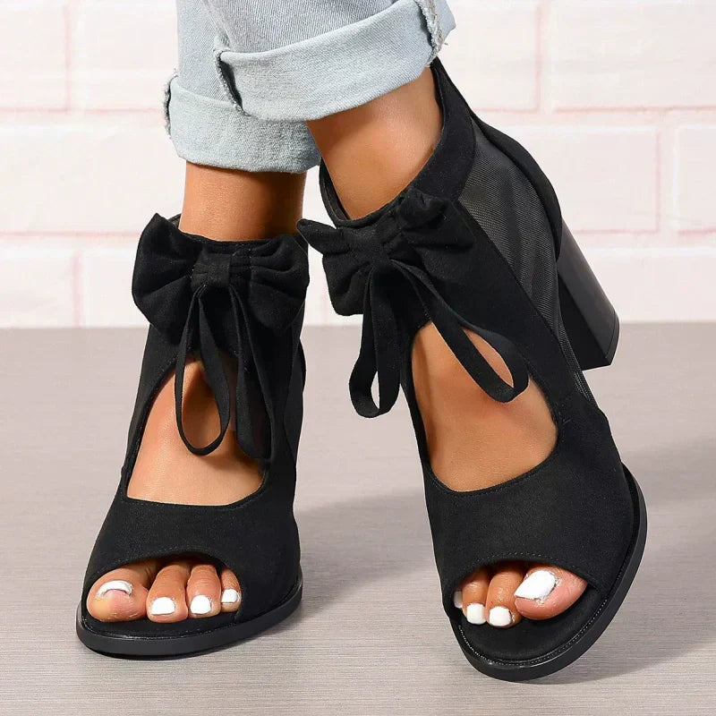 ISABELLA | ORTHOPEDIC HEELS WITH BOW CHARM